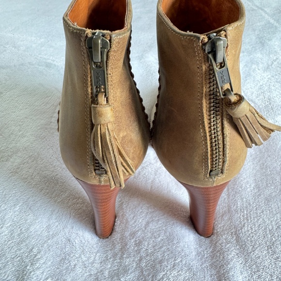 Johnson & Murphy Tan Booties Size 8.5 - Picture 6 of 8